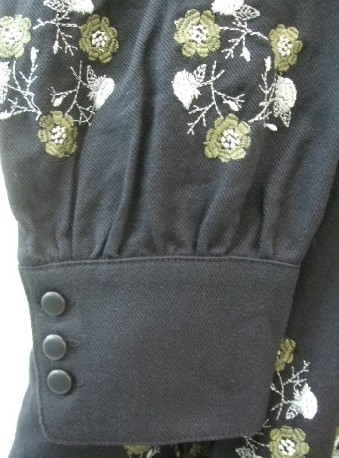 50%OFF! サークル刺繍前開きワンピース ELLIFE ONLINE SHOP