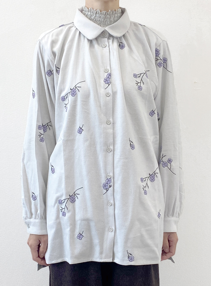 美品✨バーバリーロンドン　カットワークブラウス　チュニック　刺繍　ネイビー　44 美品✨バーバリーロンドン カットワークブラウス チュニック 刺繍