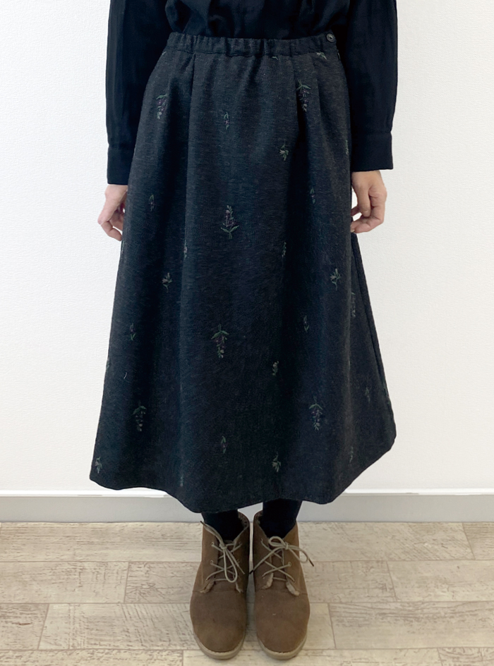30%OFF! 花刺繍タックスカート ELLIFE ONLINE SHOP