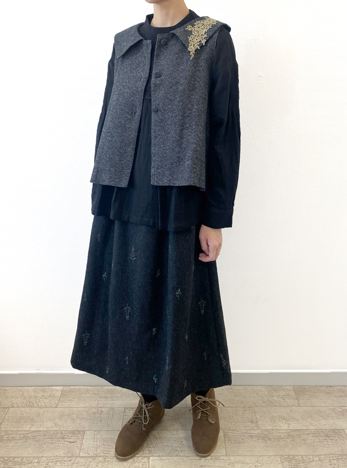 30%OFF! 花刺繍タックスカート ELLIFE ONLINE SHOP